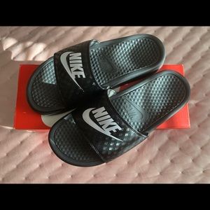 Nike slides